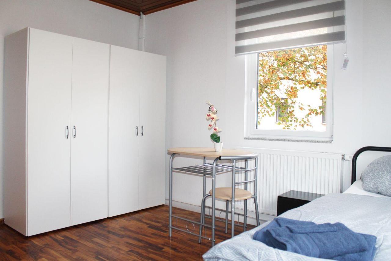 Fully Equipped Apartments Bonnigheim Kültér fotó